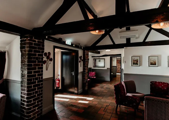 Oak Farm Hotel