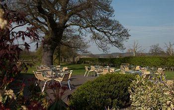 Oak Farm Hotel
